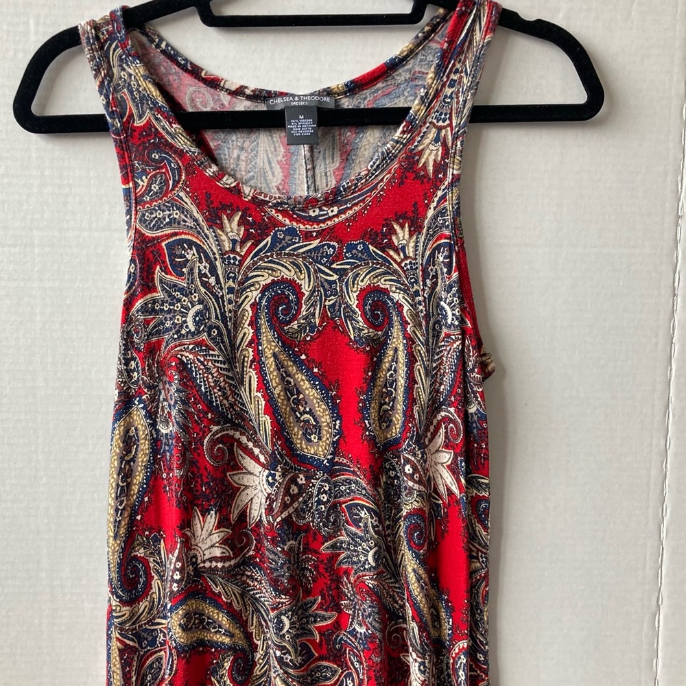 Chelsea and Theodore sleeveless red paisley maxi dress women’s size M